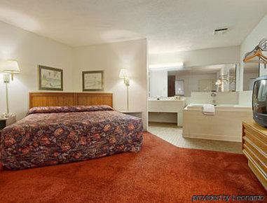 Sunset Inn Northlake Шарлотт Номер фото